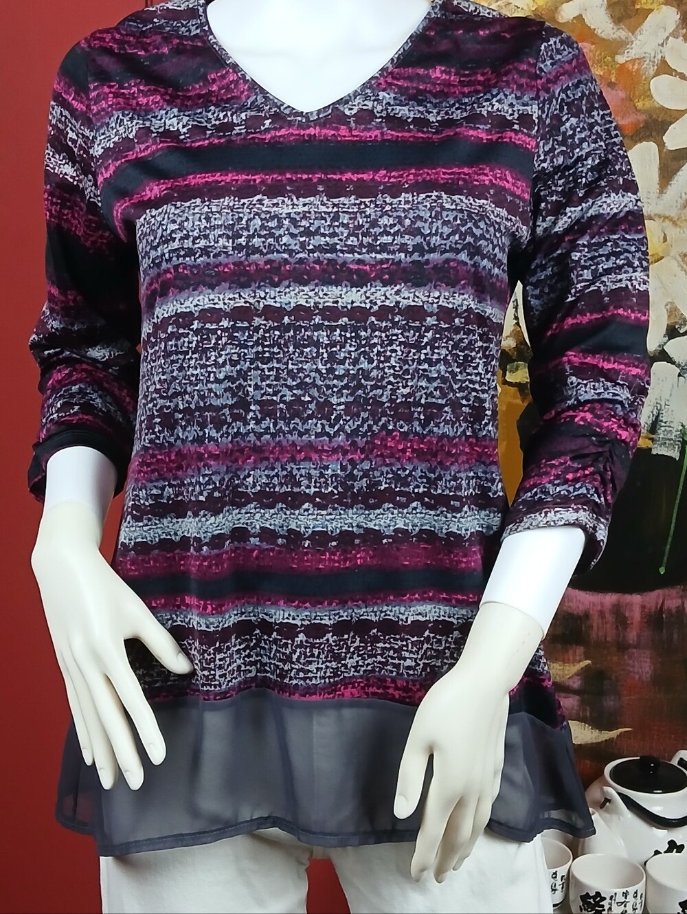 Women’s Mixed-Stripe V-Neck Tunic Top in Pink and Gray